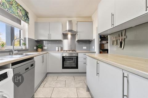 3 bedroom flat for sale, Gressenhall Road, London