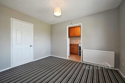 1 bedroom house to rent, Windsor Court, Rectory Close, Bracknell, RG12