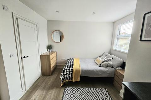 1 bedroom in a house share to rent, Leamington Road, Southend-On-Sea