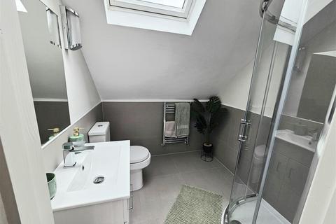 1 bedroom in a house share to rent, Leamington Road, Southend-On-Sea