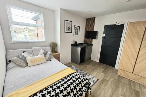 1 bedroom in a house share to rent, Leamington Road, Southend-On-Sea
