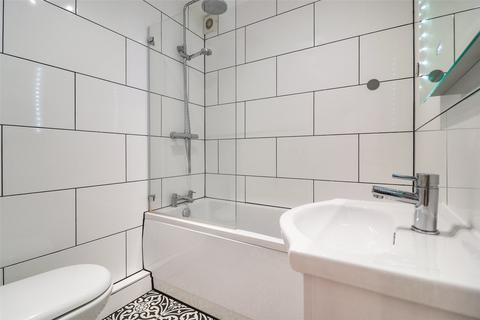 1 bedroom apartment for sale, Minley Grove, Fleet GU51