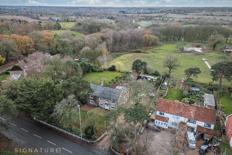 5 bedroom detached house for sale, Drayton High Road, Norwich NR8