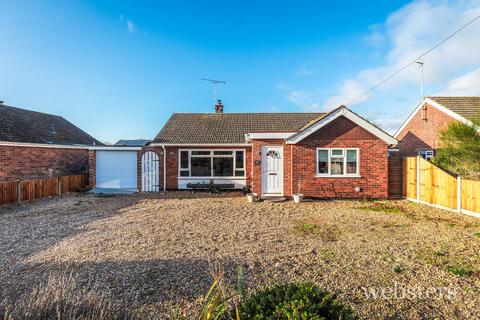 3 bedroom detached bungalow for sale, George Drive, Norwich NR8