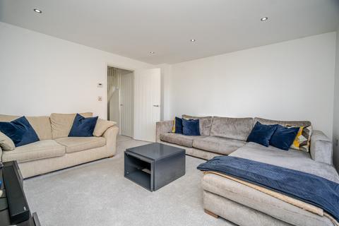 undefined, Guildford Avenue, Kingsmead, Milton Keynes MK4