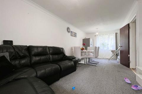 undefined, Petunia Court, Luton LU3
