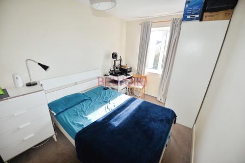 1 bedroom in a house share to rent, English Road, Southampton SO15