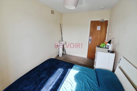 1 bedroom in a house share to rent, English Road, Southampton SO15
