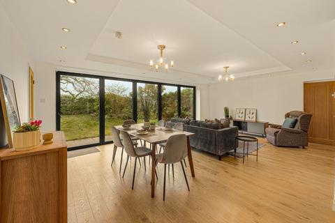 4 bedroom detached house for sale, Bow Lane, Altrincham