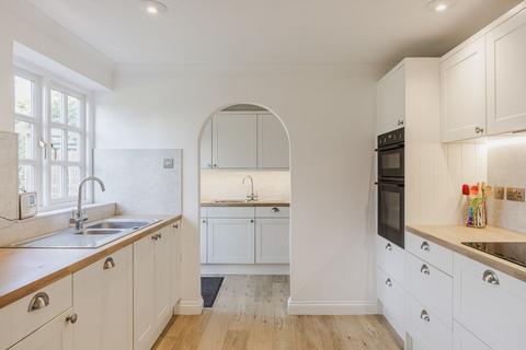 4 bedroom detached house for sale, Spacious Detached Home in Thompson