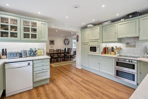 4 bedroom detached house for sale, The Avenue, Worminghall, Aylesbury, Buckinghamshire, HP18