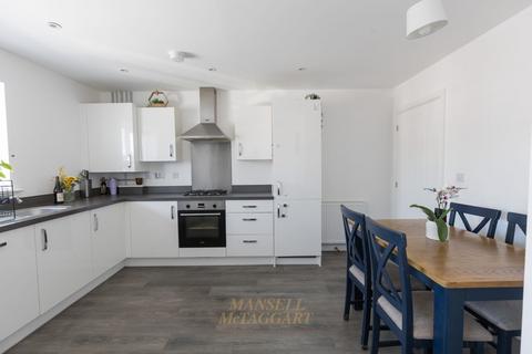undefined, Valley Drive, Crawley RH10