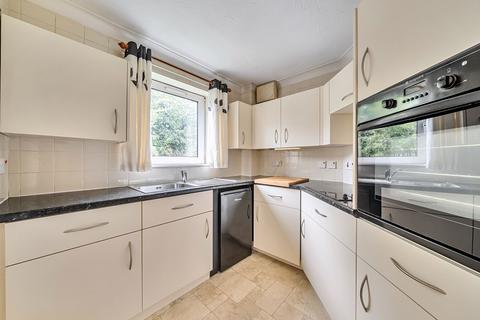 2 bedroom flat for sale, Waterloo Road, Merryfield Court Waterloo Road, TN9