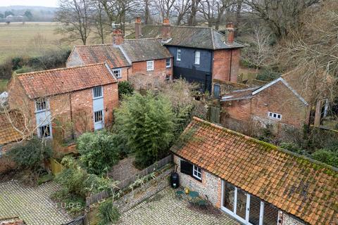 7 bedroom detached house for sale, Marshgate, North Walsham NR28