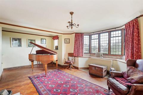 5 bedroom detached house for sale, St. Mary's Way, Brownshill, Stroud