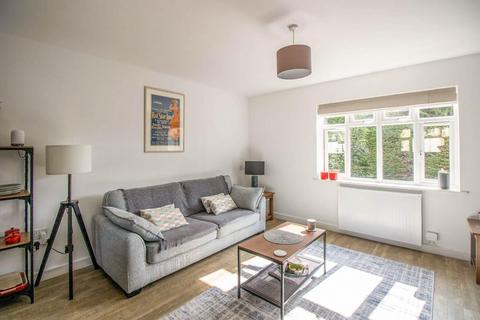 undefined, Pearl Close, Cambridge