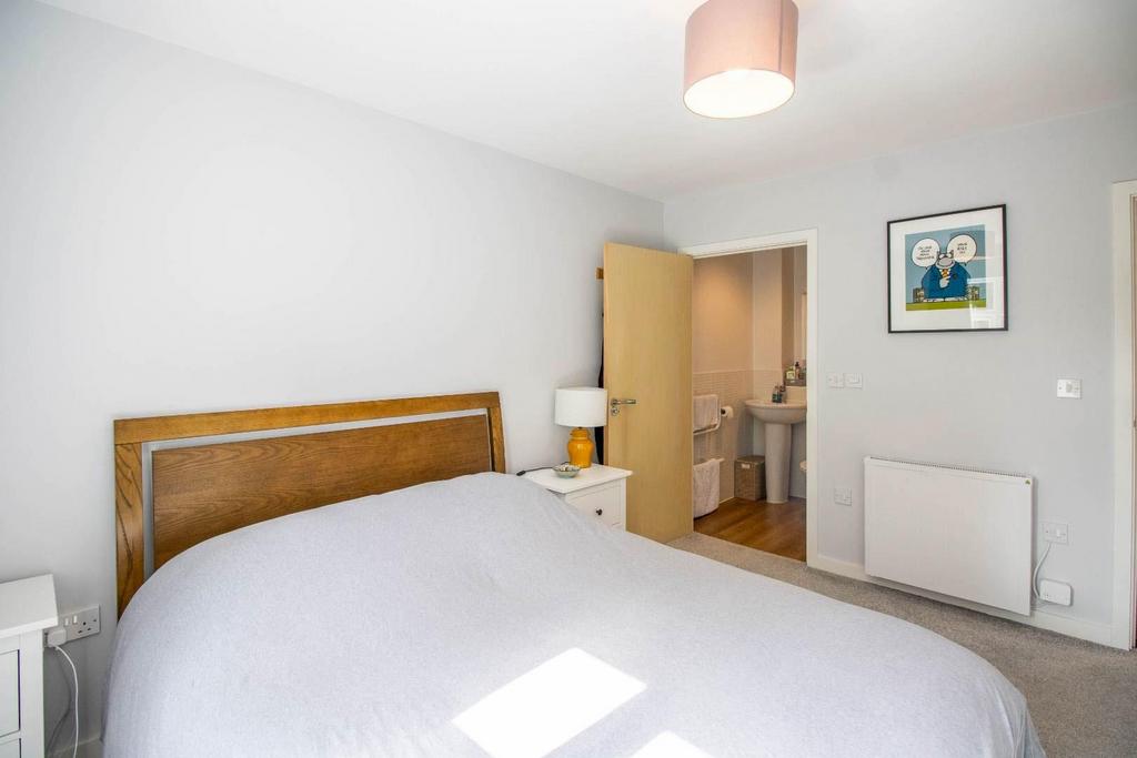 Bm Wury Oo QEey5 E0q Sjoqpw.jpg