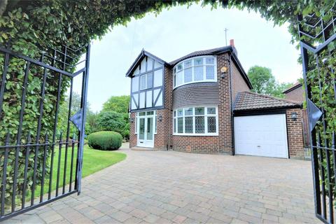 4 bedroom detached house to rent, Peel Moat Road, Stockport, Greater Manchester, SK4