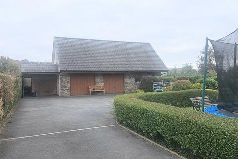 4 bedroom detached house for sale, Pentwyn Road, Betws, Ammanford, SA18