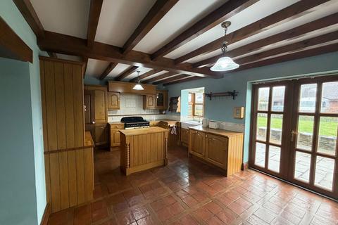 4 bedroom detached house for sale, Pentwyn Road, Betws, Ammanford, SA18