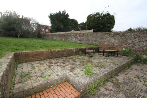 4 bedroom detached house for sale, Ashburnham Gardens, Eastbourne BN21