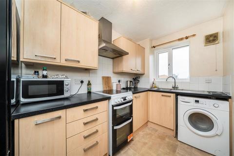 1 bedroom flat to rent, John Williams Close, London SE14
