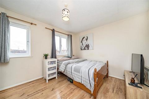 1 bedroom flat to rent, John Williams Close, London SE14