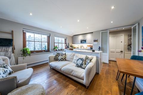 Victoria Rise London SW4