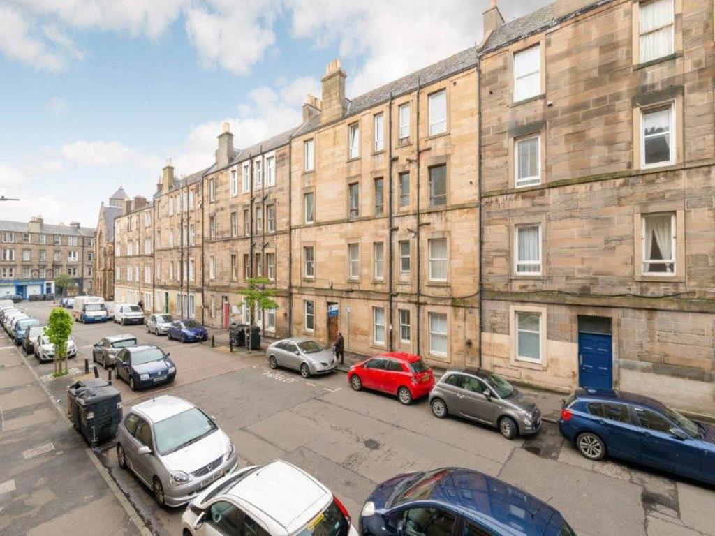 53915 Buchanan Street