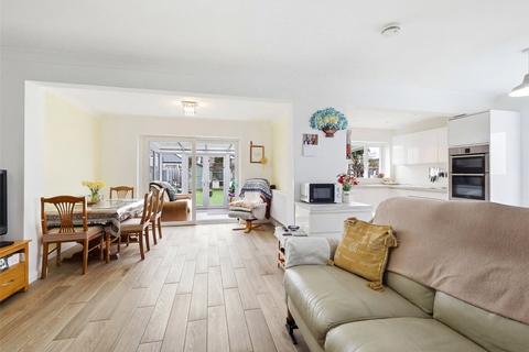 4 bedroom house for sale, Leicester Avenue, Rochford, Essex, SS4