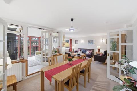 2 bedroom flat for sale, 7/5 Rocheid Park, Edinburgh, EH4