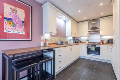 undefined, Larch Lane, Preston PR4