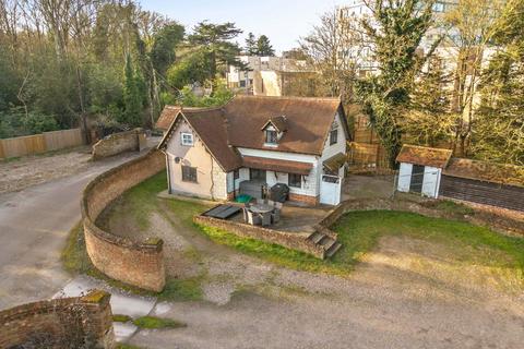 3 bedroom cottage for sale, Warley Gap, Brentwood CM13
