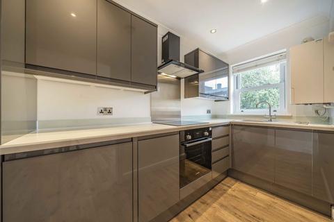 2 bedroom flat to rent, Alpha Street, London SE15