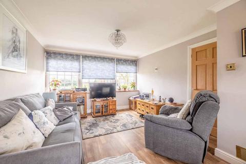 3 bedroom terraced house for sale, Grange Way, Iver SL0