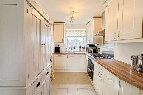 2 bedroom flat for sale, Verdala Park, Liverpool, L18