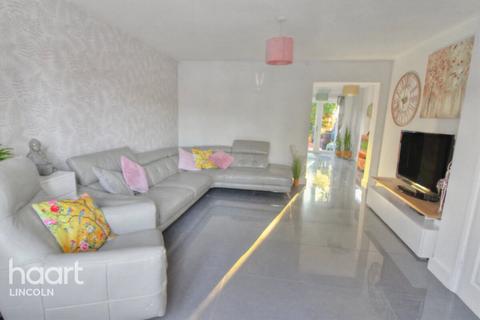 5 bedroom semi-detached house for sale, Digby Close, Lincoln