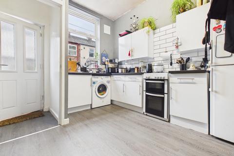 2 bedroom terraced house for sale, Alexandra Street, Ashton-under-Lyne, OL6 9QR
