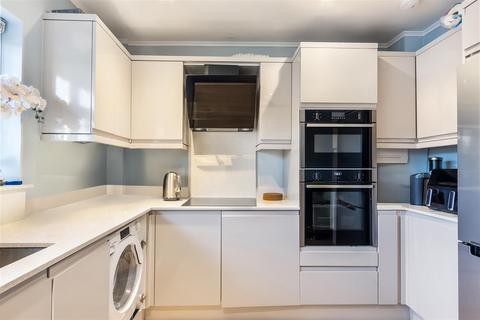 undefined, Heronfield, Potters Bar EN6