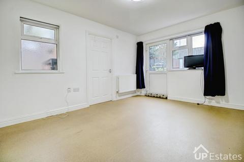 4 bedroom semi-detached house for sale, Masser Road, Holbrooks, Coventry