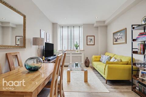 2 bedroom flat for sale, High Road, ILFORD