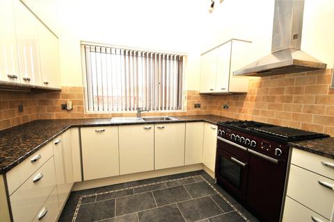 3 bedroom semi-detached house to rent, Birchdale Road, Somerset BS14