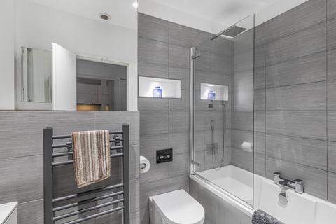 1 bedroom flat for sale, Hallfield Estate, Bayswater, London, W2