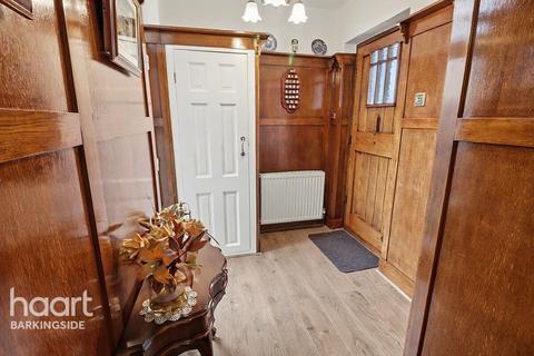 undefined, Sunnymede Drive, Barkingside