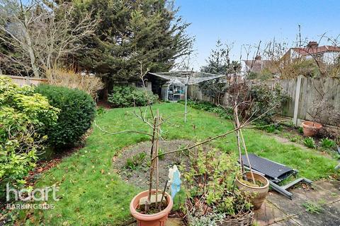 Sunnymede Drive, Barkingside
