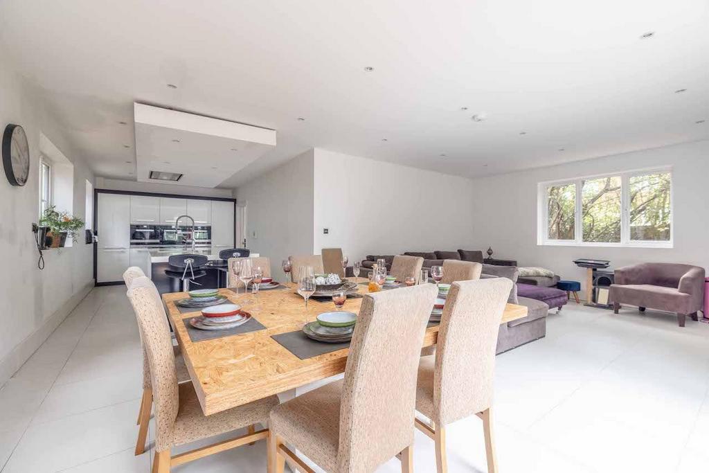 Open-plan living area, open plan living