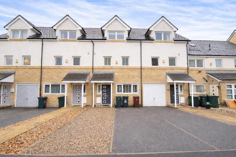 3 bedroom townhouse for sale, Sovereign Court, Eccleshill BD2