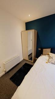 1 bedroom in a house share to rent, Cecil Street, Watford WD24