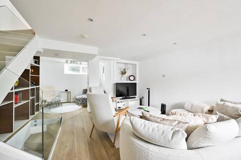 undefined, Walham Yard, Fulham, SW6