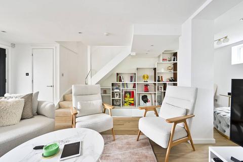 undefined, Walham Yard, Fulham, SW6